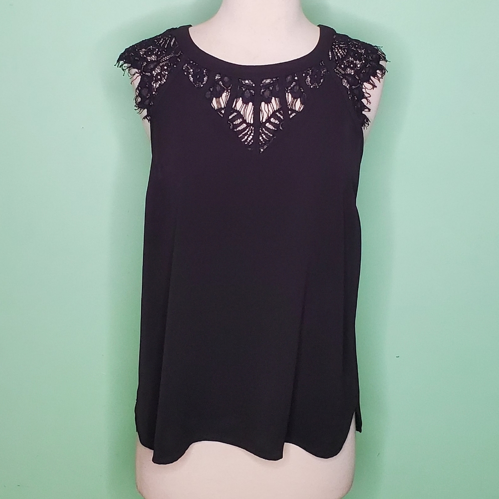 41 Hawthorn Jarred Lace Cap Sleeve Blouse
